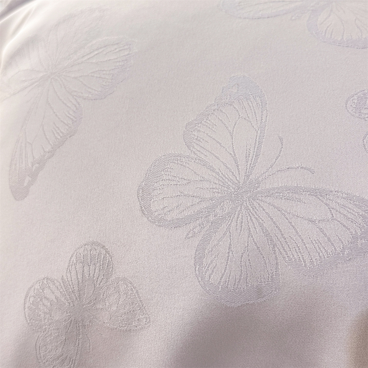 91家纺网 家纺一手货源 找家纺 优贝家纺 2026春夏新款提花水洗天丝冰丝天丝韩版夹棉床盖四件套 蝶舞-绅士灰