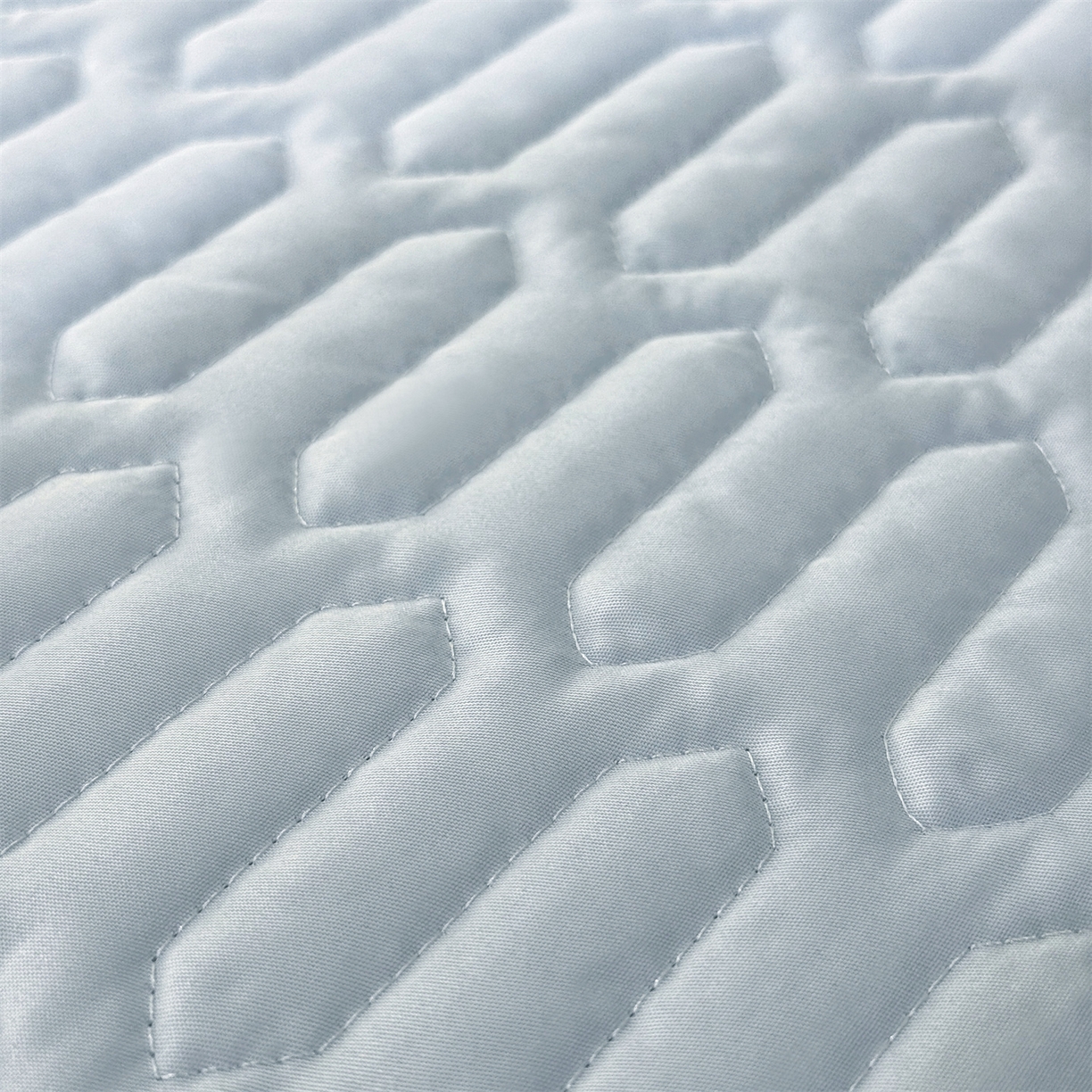 91家纺网 家纺一手货源 找家纺 优贝家纺 2026春夏新款提花水洗天丝冰丝天丝韩版夹棉床盖四件套 花涧-天蓝