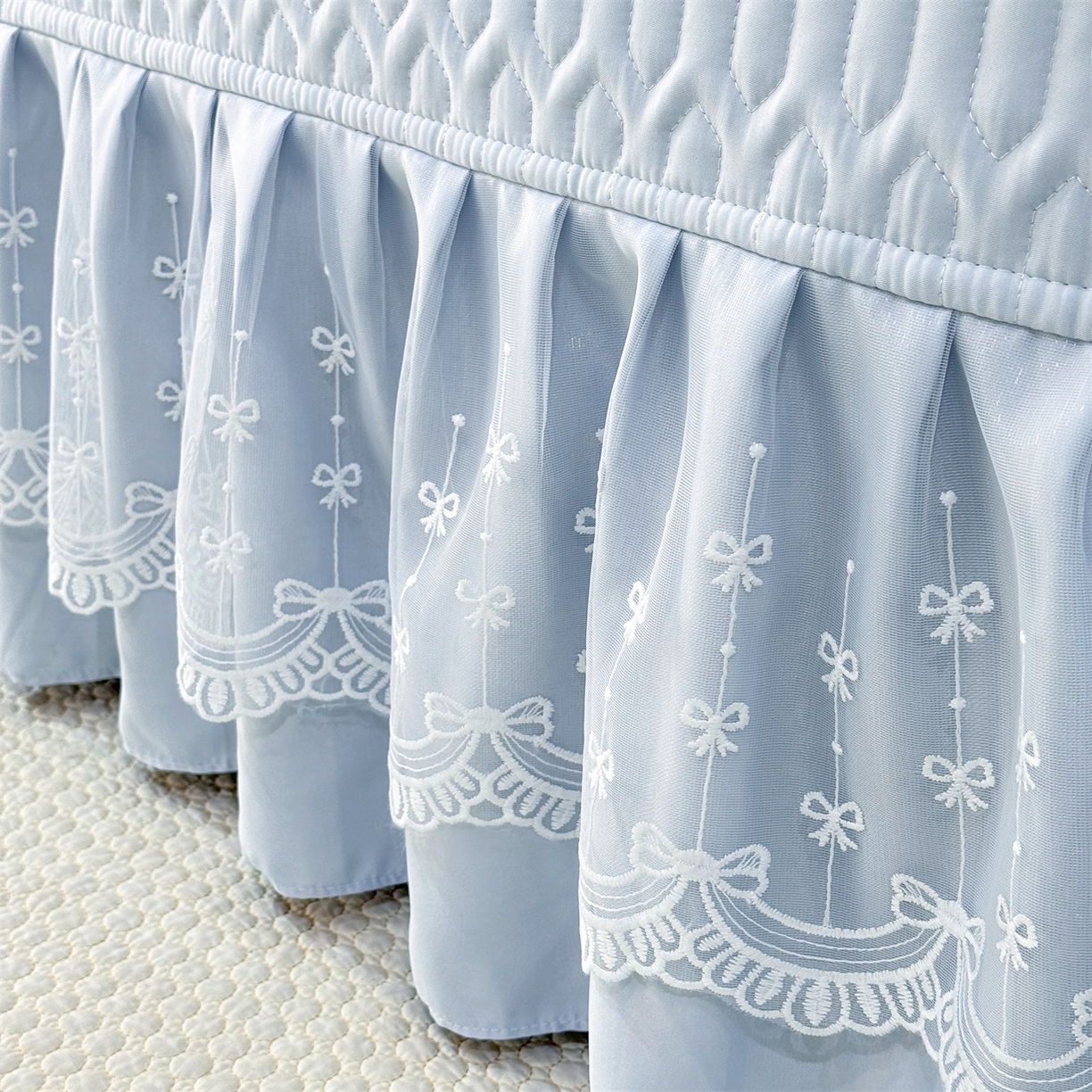 91家纺网 家纺一手货源 找家纺 优贝家纺 2026春夏新款提花水洗天丝冰丝天丝韩版夹棉床盖四件套 花涧-天蓝