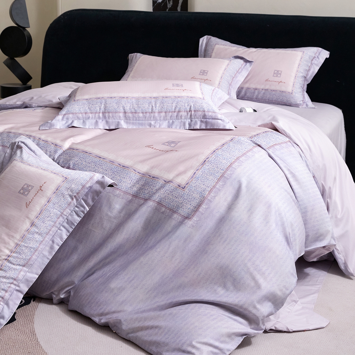 91家纺网 家纺一手货源 找家纺 梧桐树 2026新款60长绒棉平网大版系列四件套 P28罗曼紫