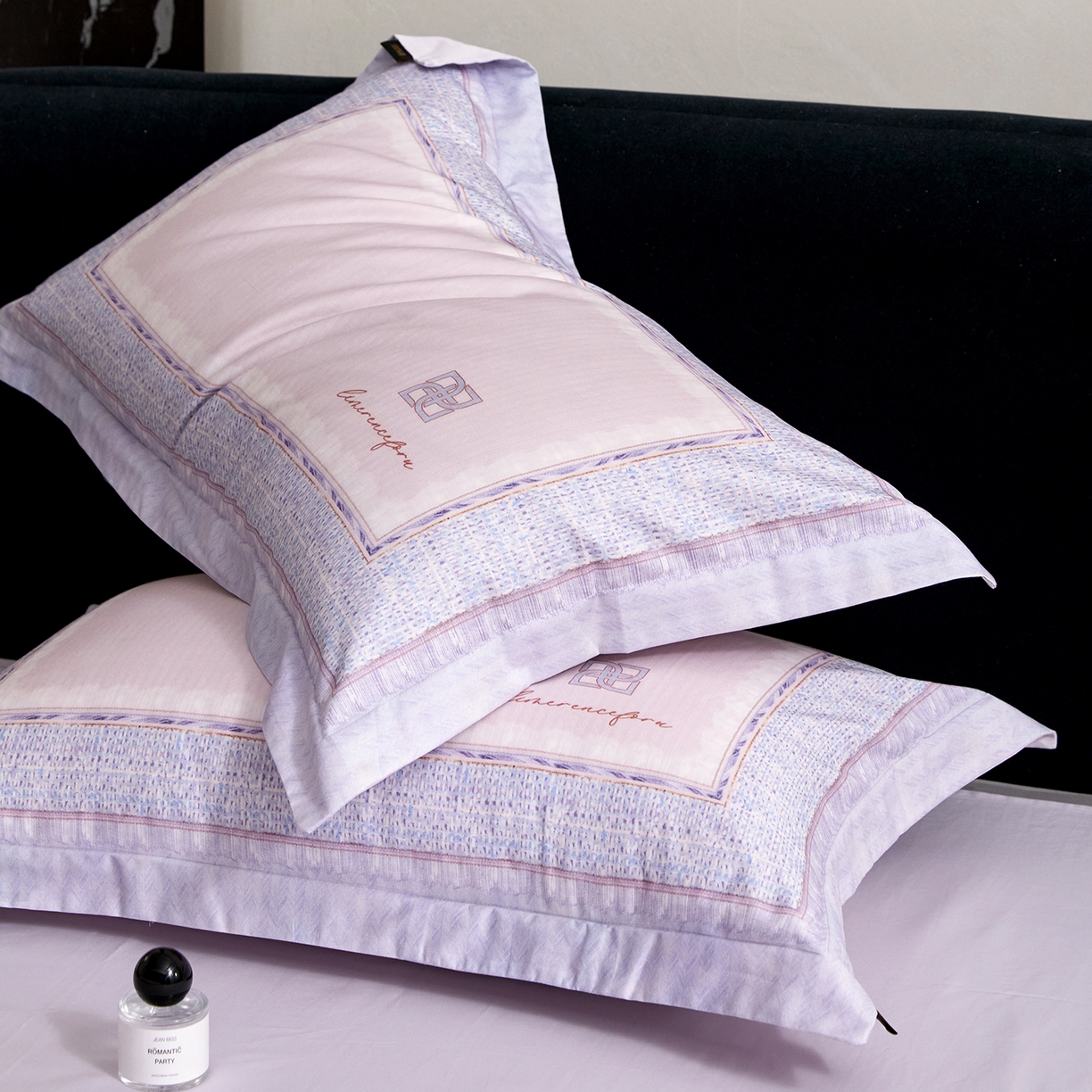 91家纺网 家纺一手货源 找家纺 梧桐树 2026新款60长绒棉平网大版系列四件套 P28罗曼紫