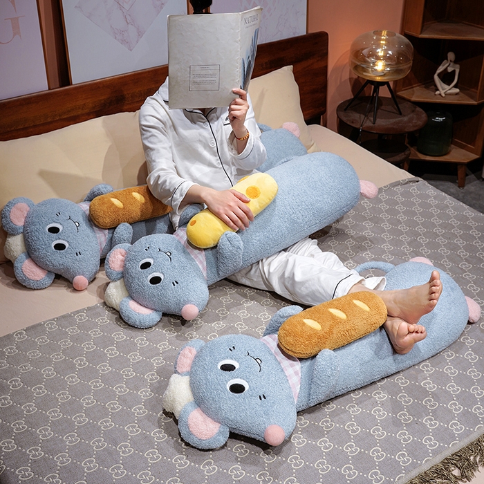 91家纺网 家纺一手货源 找家纺 （总）仟亿莱 2026新款鼠大厨趣味长条抱枕