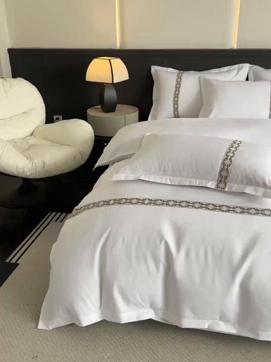 91家纺网 家纺一手货源 找家纺 梦庭帛美 2026新款酒店布草宾馆亲肤四件套 云霁