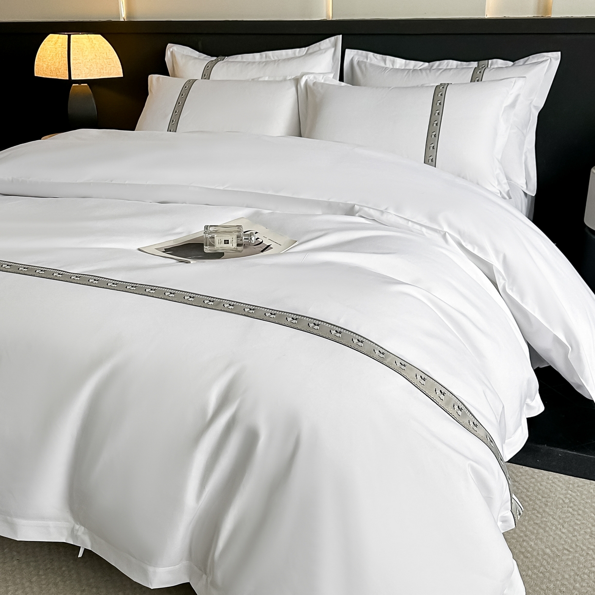 91家纺网 家纺一手货源 找家纺 梦庭帛美 2026新款酒店布草宾馆亲肤四件套 晚樱