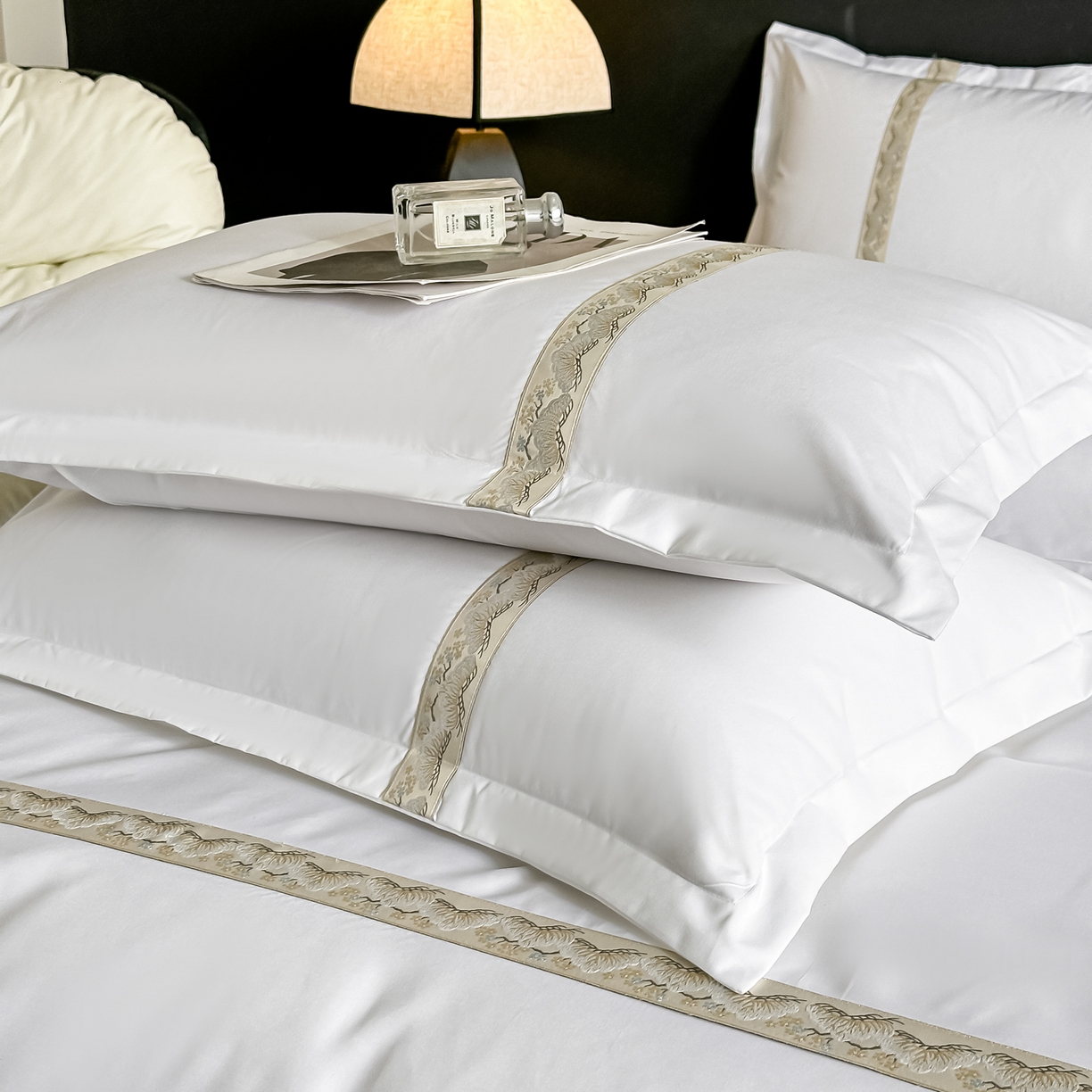 91家纺网 家纺一手货源 找家纺 梦庭帛美 2026新款酒店布草宾馆亲肤四件套 梧叶