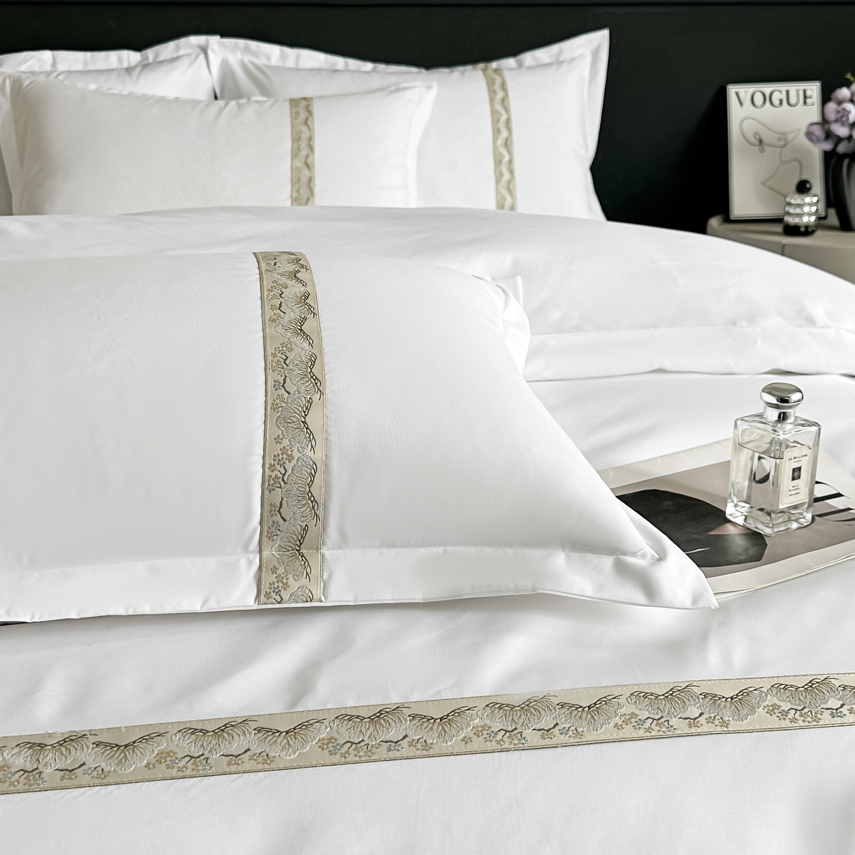 91家纺网 家纺一手货源 找家纺 梦庭帛美 2026新款酒店布草宾馆亲肤四件套 梧叶