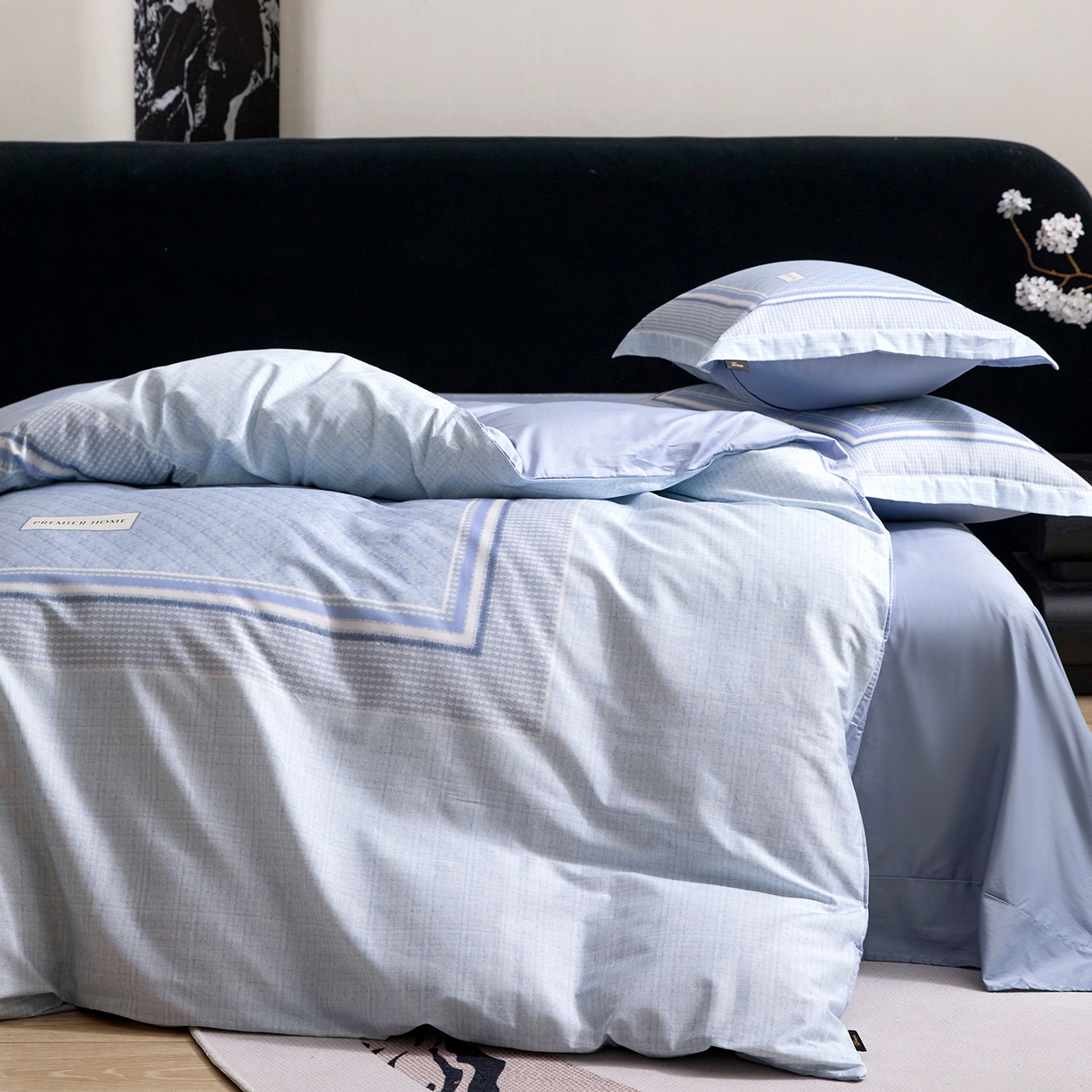 91家纺网 家纺一手货源 找家纺 梧桐树 2026新款60长绒棉平网大版系列四件套 P32漫巴黎蓝