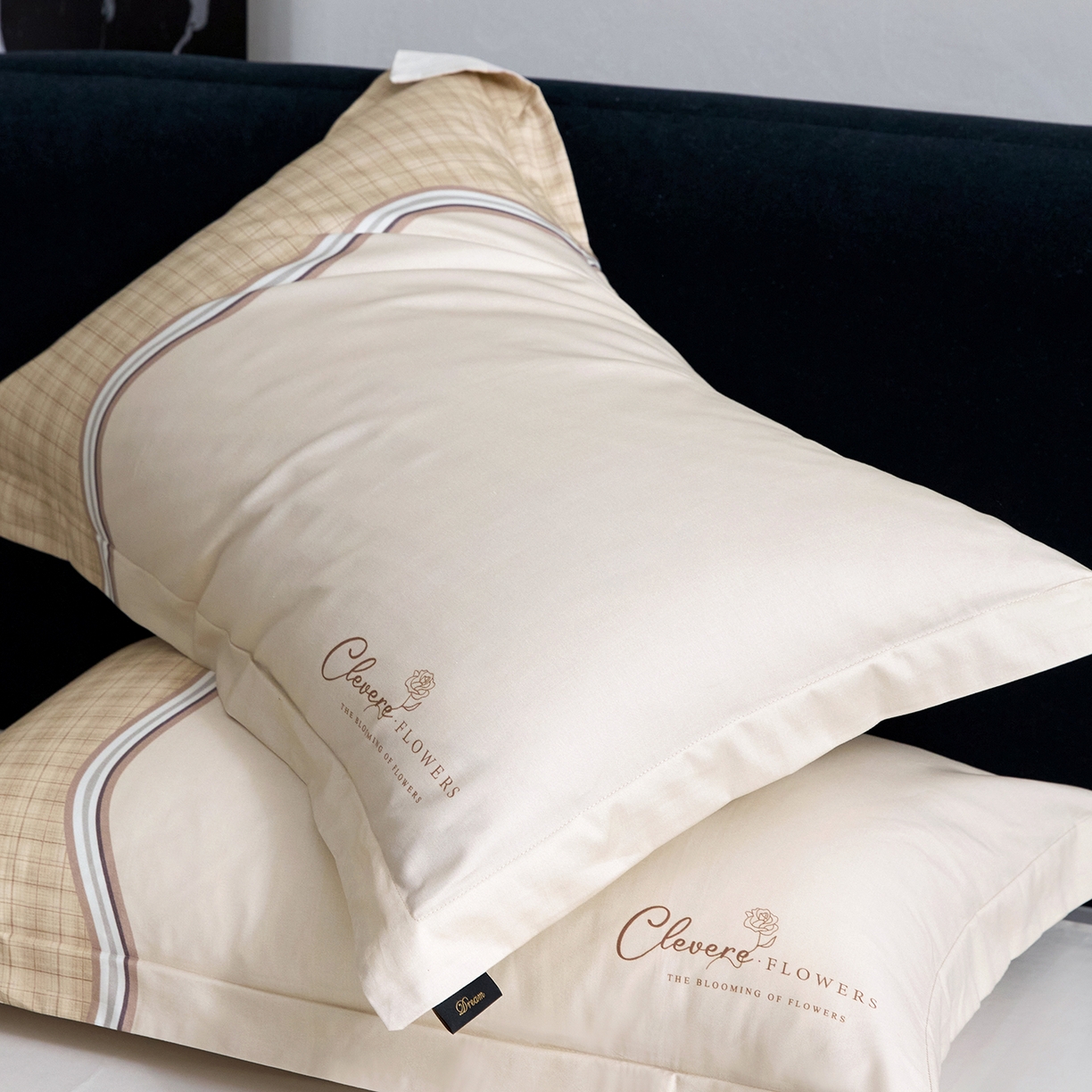 91家纺网 家纺一手货源 找家纺 梧桐树 2026新款60长绒棉平网大版系列四件套 P33幻境咖