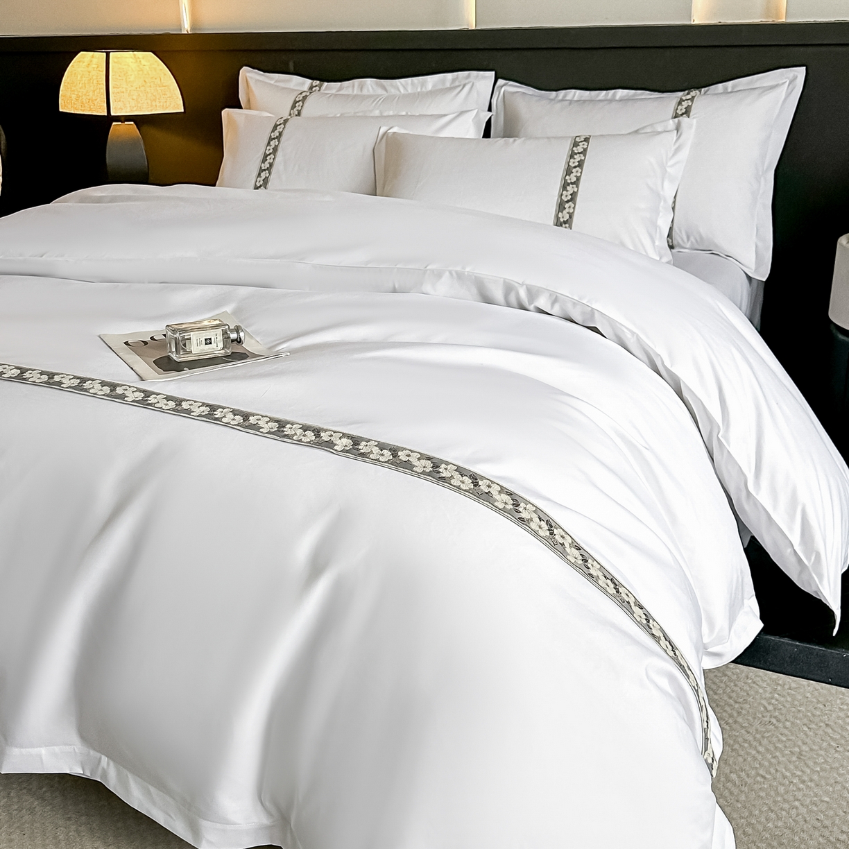 91家纺网 家纺一手货源 找家纺 梦庭帛美 2026新款酒店布草宾馆亲肤四件套 胭脂海棠