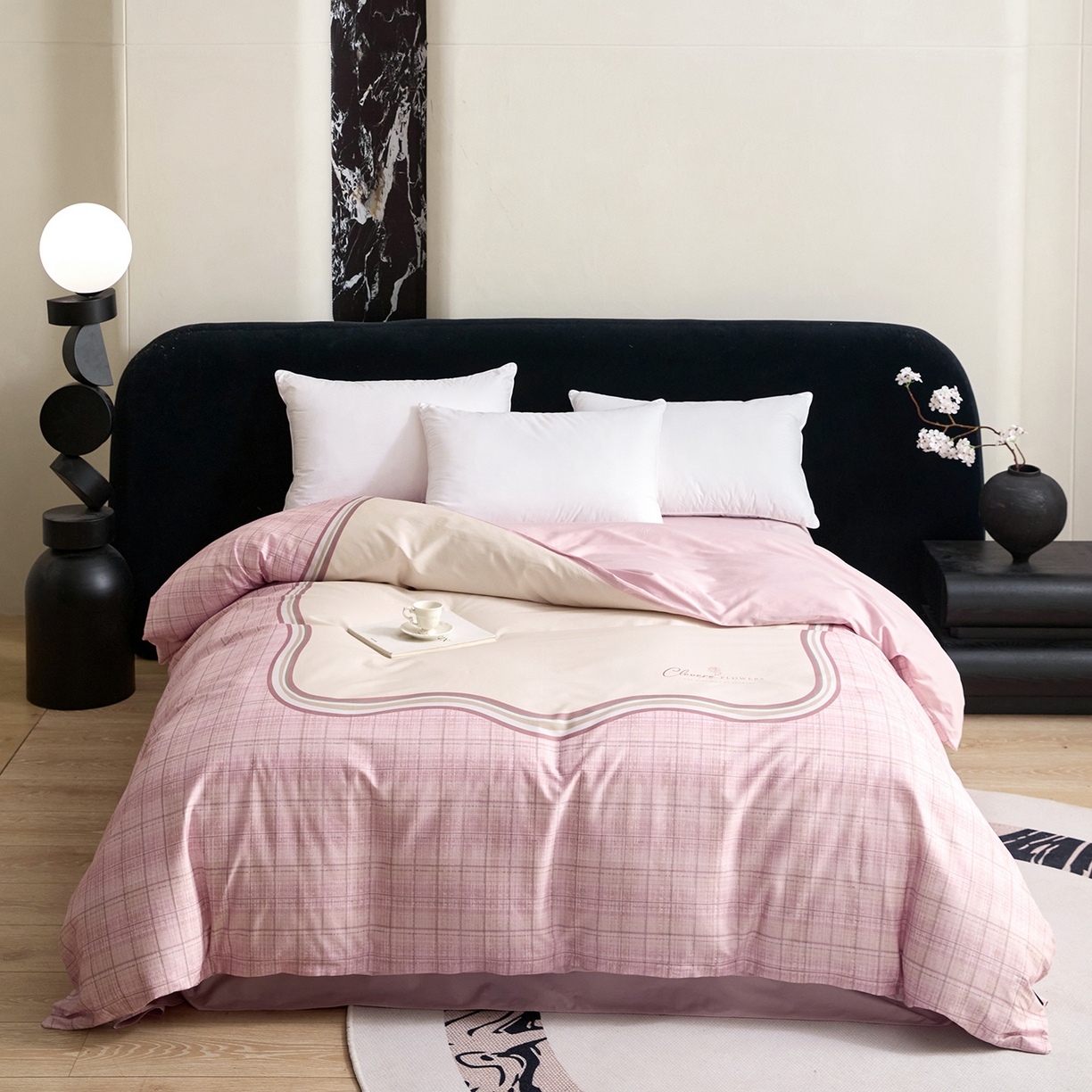 91家纺网 家纺一手货源 找家纺 梧桐树 2026新款60长绒棉平网大版系列四件套 P34幻境粉