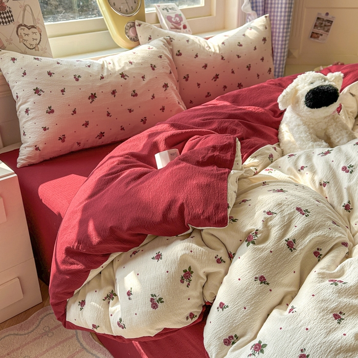 91家纺网 家纺一手货源 找家纺 女子家纺 2026春夏新款云感皱皱纱小清新四件套 玫瑰园