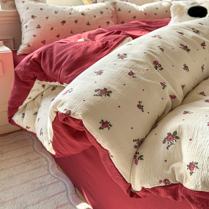 91家纺网 家纺一手货源 找家纺 女子家纺 2026春夏新款云感皱皱纱小清新四件套 玫瑰园