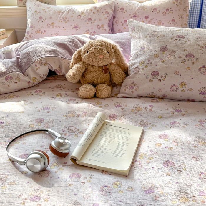 91家纺网 家纺一手货源 找家纺 女子家纺 2026春夏新款云感皱皱纱小清新四件套 小鹿洛米