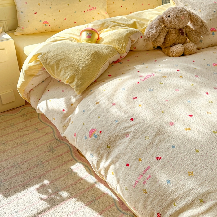 91家纺网 家纺一手货源 找家纺 女子家纺 2026春夏新款云感皱皱纱小清新四件套 幸运星