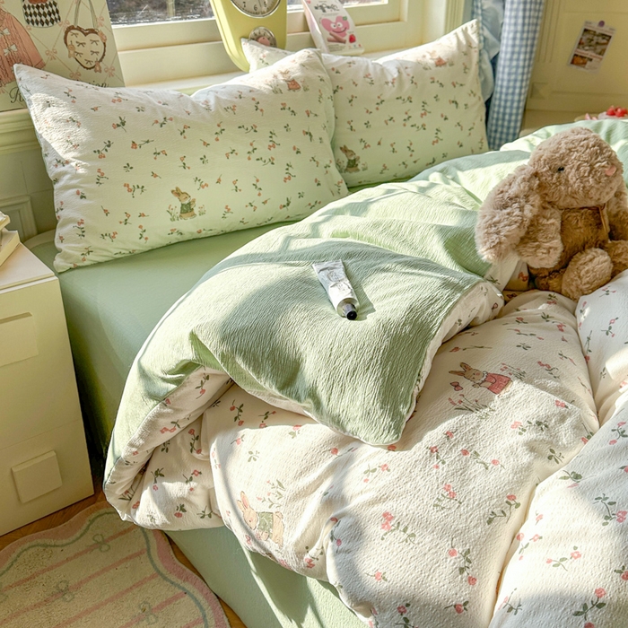 91家纺网 家纺一手货源 找家纺 女子家纺 2026春夏新款云感皱皱纱小清新四件套 米菲兔