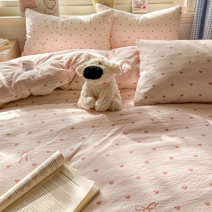 91家纺网 家纺一手货源 找家纺 女子家纺 2026春夏新款云感皱皱纱小清新四件套 少女爱心