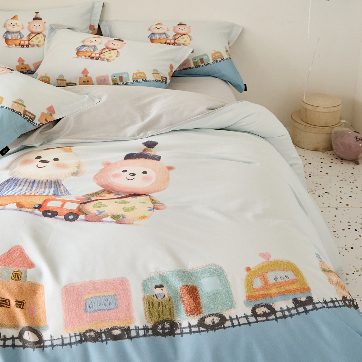 91家纺网 家纺一手货源 找家纺 梧桐树 2026新款60长绒棉平网大版系列四件套 P36好伙伴蓝