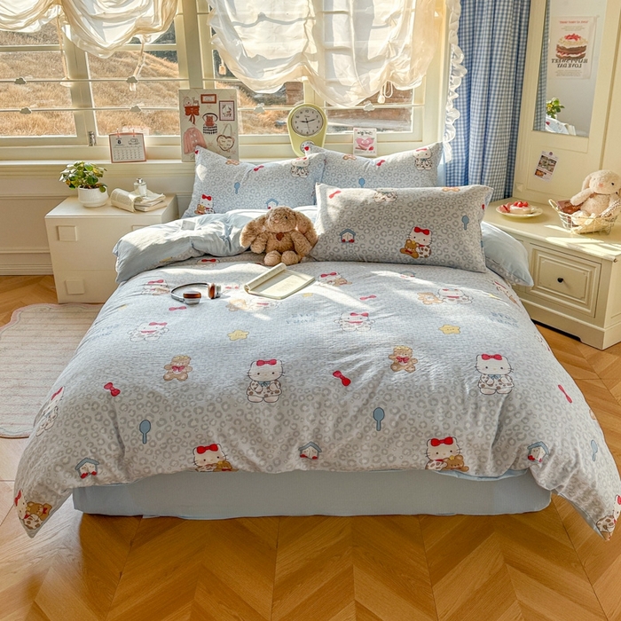 91家纺网 家纺一手货源 找家纺 女子家纺 2026春夏新款云感皱皱纱小清新四件套 哈喽猫咪-蓝