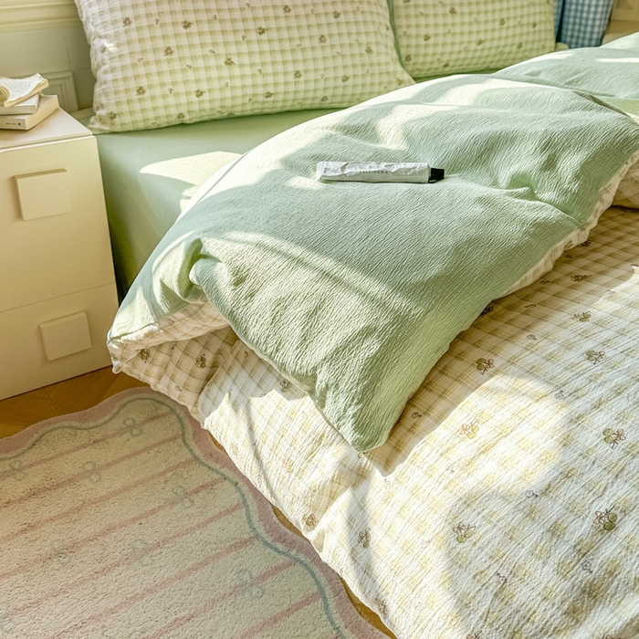 91家纺网 家纺一手货源 找家纺 女子家纺 2026春夏新款云感皱皱纱小清新四件套 左伊