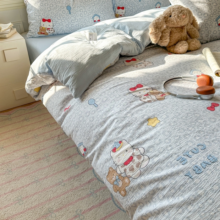 91家纺网 家纺一手货源 找家纺 女子家纺 2026春夏新款云感皱皱纱小清新四件套 哈喽猫咪-蓝