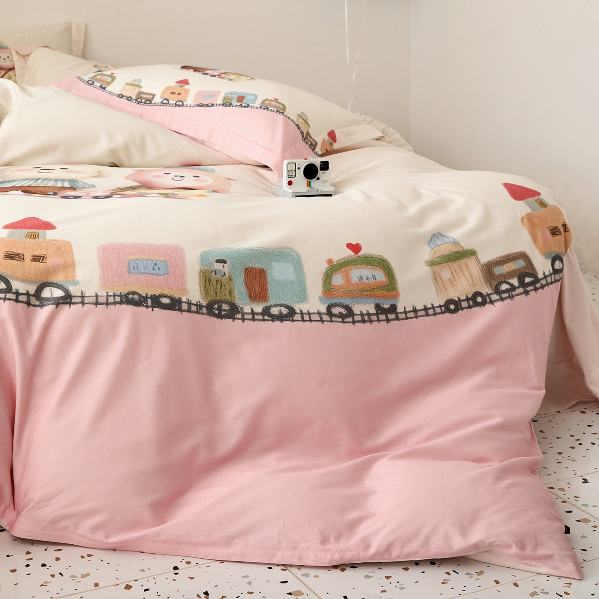 91家纺网 家纺一手货源 找家纺 梧桐树 2026新款60长绒棉平网大版系列四件套 P37好伙伴粉