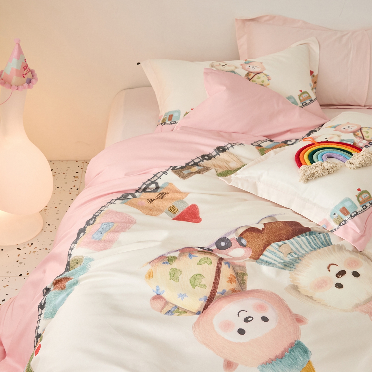 91家纺网 家纺一手货源 找家纺 梧桐树 2026新款60长绒棉平网大版系列四件套 P37好伙伴粉