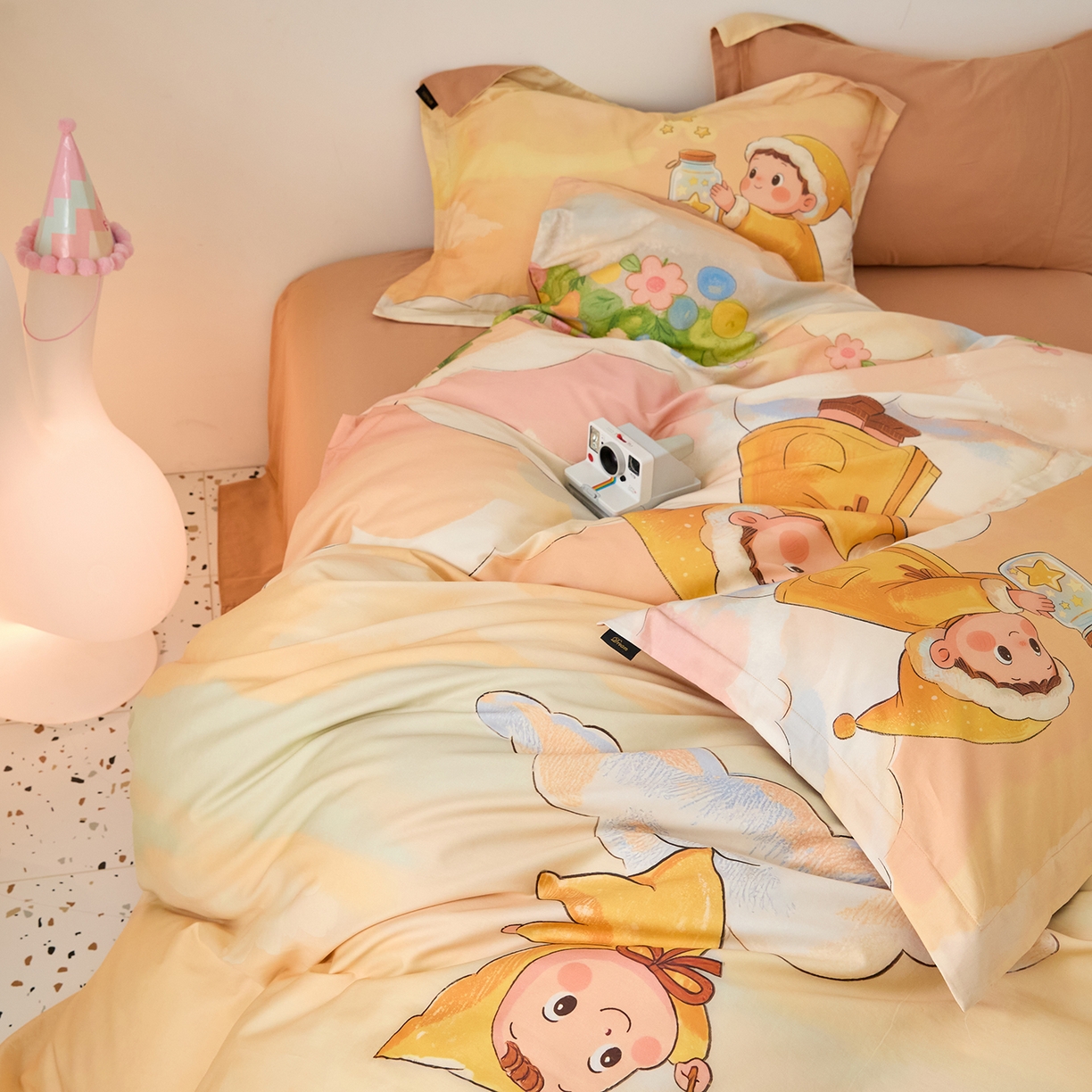 91家纺网 家纺一手货源 找家纺 梧桐树 2026新款60长绒棉平网大版系列四件套 P38许愿瓶桔