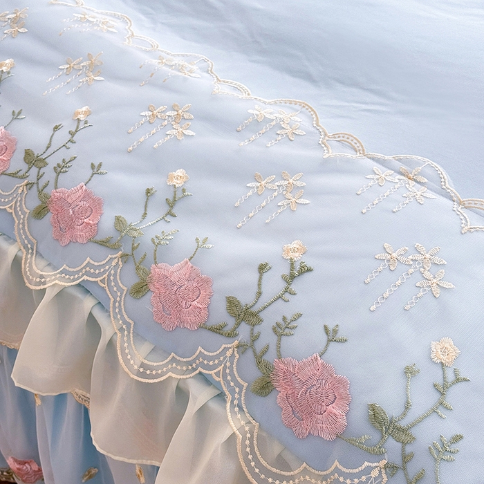 91家纺网 家纺一手货源 找家纺 漫布云家纺 2026春夏超柔水洗棉床裙款四件套-唯爱系列 唯爱-梦幻蓝