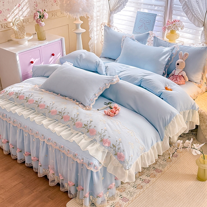 91家纺网 家纺一手货源 找家纺 漫布云家纺 2026春夏超柔水洗棉床裙款四件套-唯爱系列 唯爱-梦幻蓝