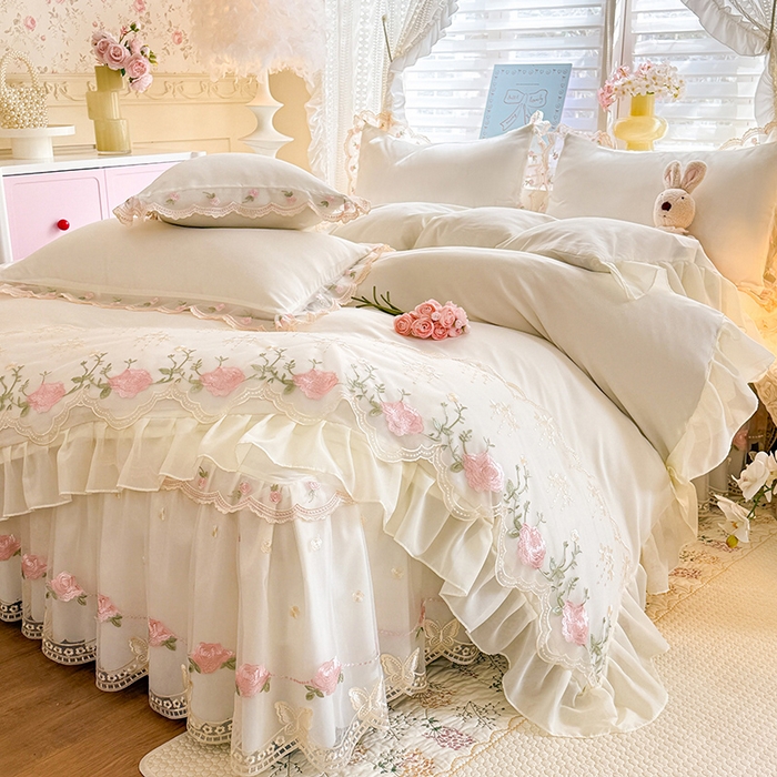 91家纺网 家纺一手货源 找家纺 漫布云家纺 2026春夏超柔水洗棉床裙款四件套-唯爱系列 唯爱-奶油白