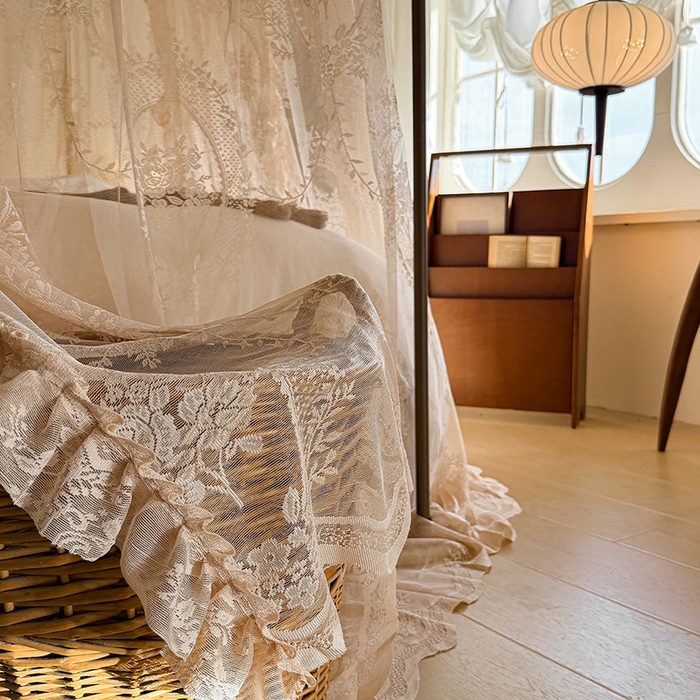 91家纺网 家纺一手货源 找家纺 都市缘蚊帐 2026新款浪漫落地蕾丝花边蚊帐905提花系带系列 薇尔庄园-奶油香槟
