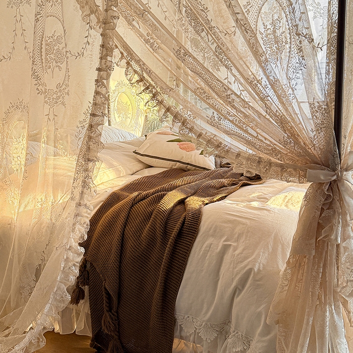 91家纺网 家纺一手货源 找家纺 都市缘蚊帐 2026新款浪漫落地蕾丝花边蚊帐905提花系带系列 薇尔庄园-奶油杏