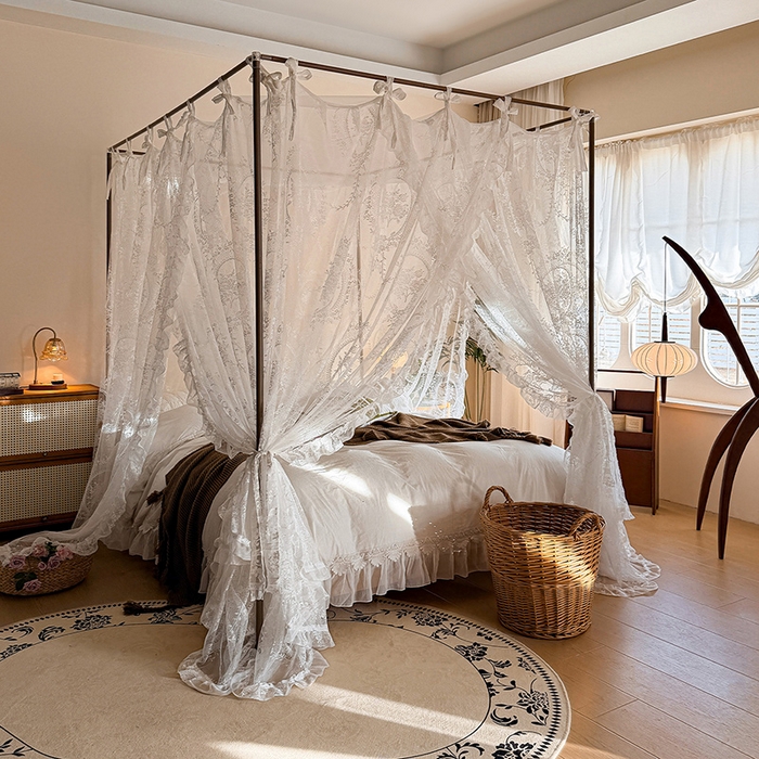 91家纺网 家纺一手货源 找家纺 都市缘蚊帐 2026新款浪漫落地蕾丝花边蚊帐905提花系带系列 薇尔庄园-奶油白