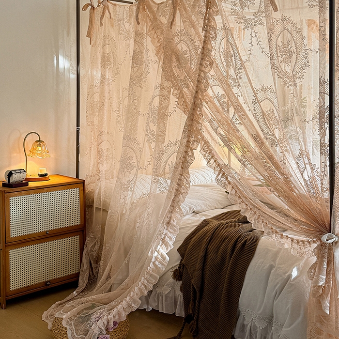 91家纺网 家纺一手货源 找家纺 都市缘蚊帐 2026新款浪漫落地蕾丝花边蚊帐905提花系带系列 薇尔庄园-奶油香槟