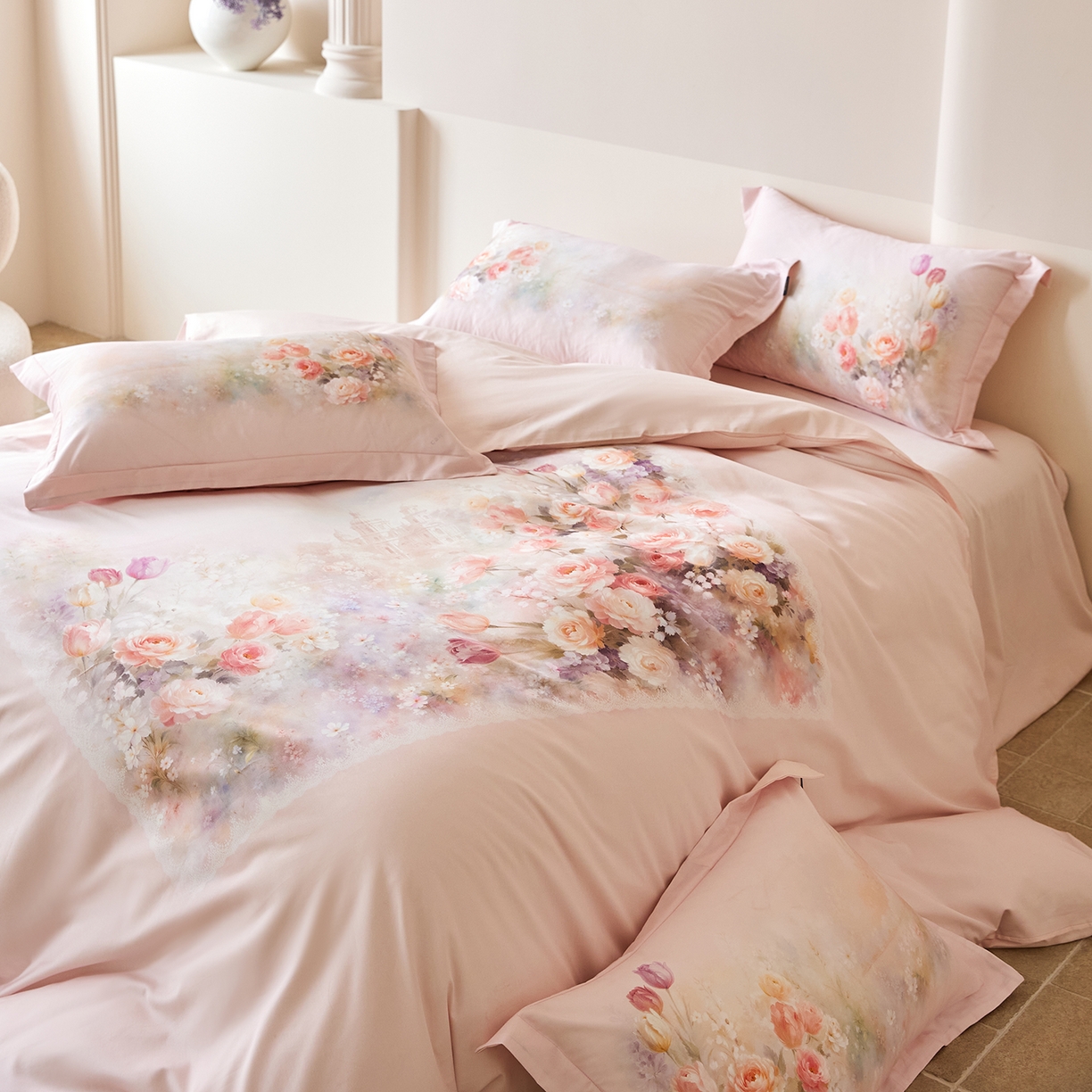 91家纺网 家纺一手货源 找家纺 梧桐树 2026新款60长绒棉平网大版系列四件套 PO3花雅粉