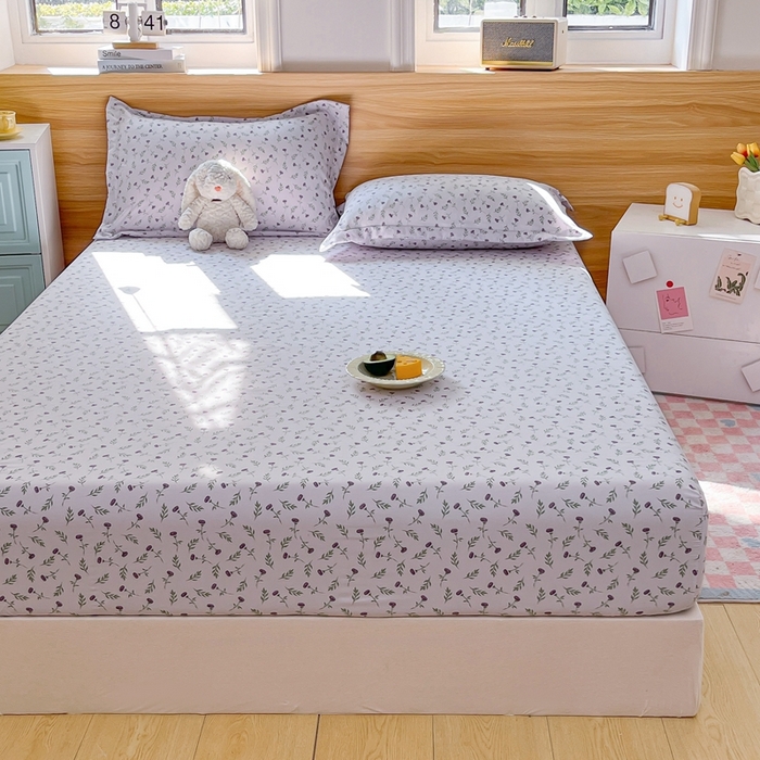 91家纺网 家纺一手货源 找家纺 默忆 2026新款针织双层纱印花糯小棉床笠 紫色花海