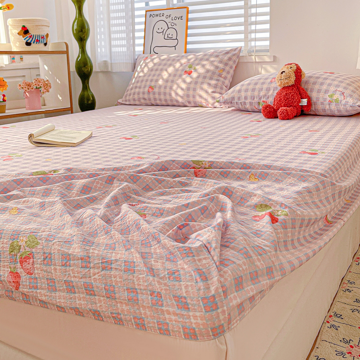 91家纺网 家纺一手货源 找家纺 仟人梦 2026新款云感双层纱印花单床笠床笠单件 草莓之语