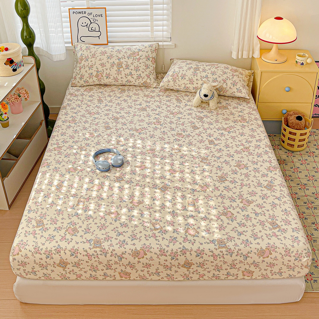 91家纺网 家纺一手货源 找家纺 仟人梦 2026新款云感双层纱印花单床笠床笠单件 花园里