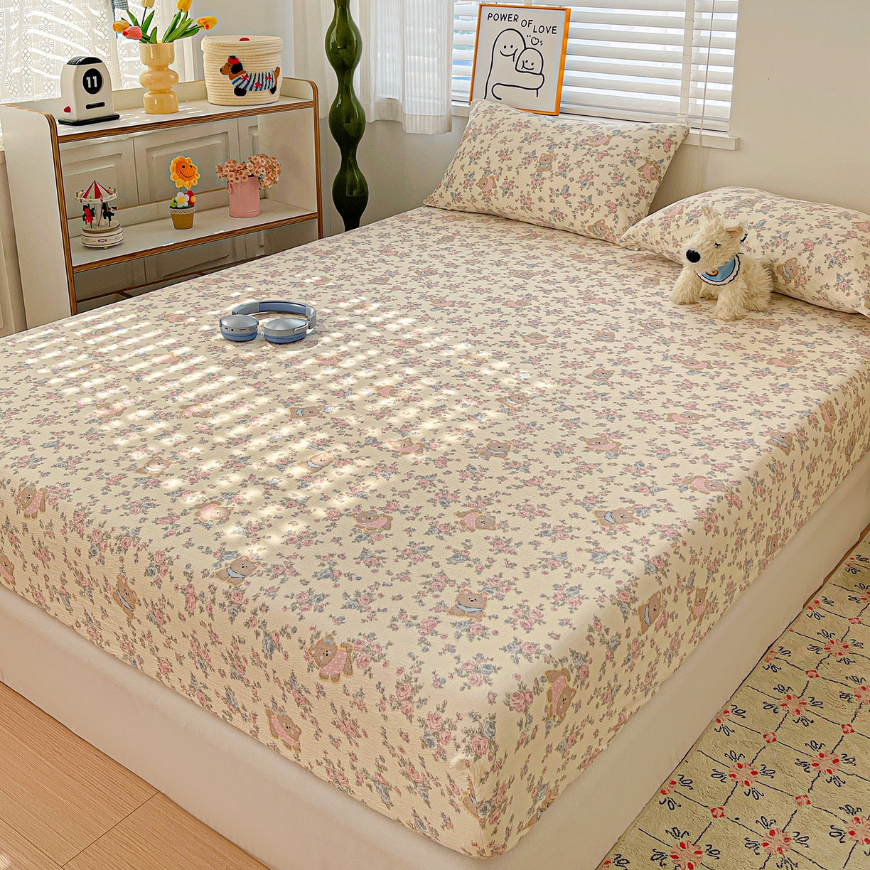 91家纺网 家纺一手货源 找家纺 仟人梦 2026新款云感双层纱印花单床笠床笠单件 花园里