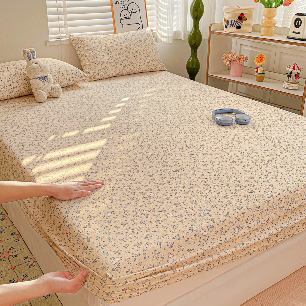 91家纺网 家纺一手货源 找家纺 仟人梦 2026新款云感双层纱印花单床笠床笠单件 花园兔