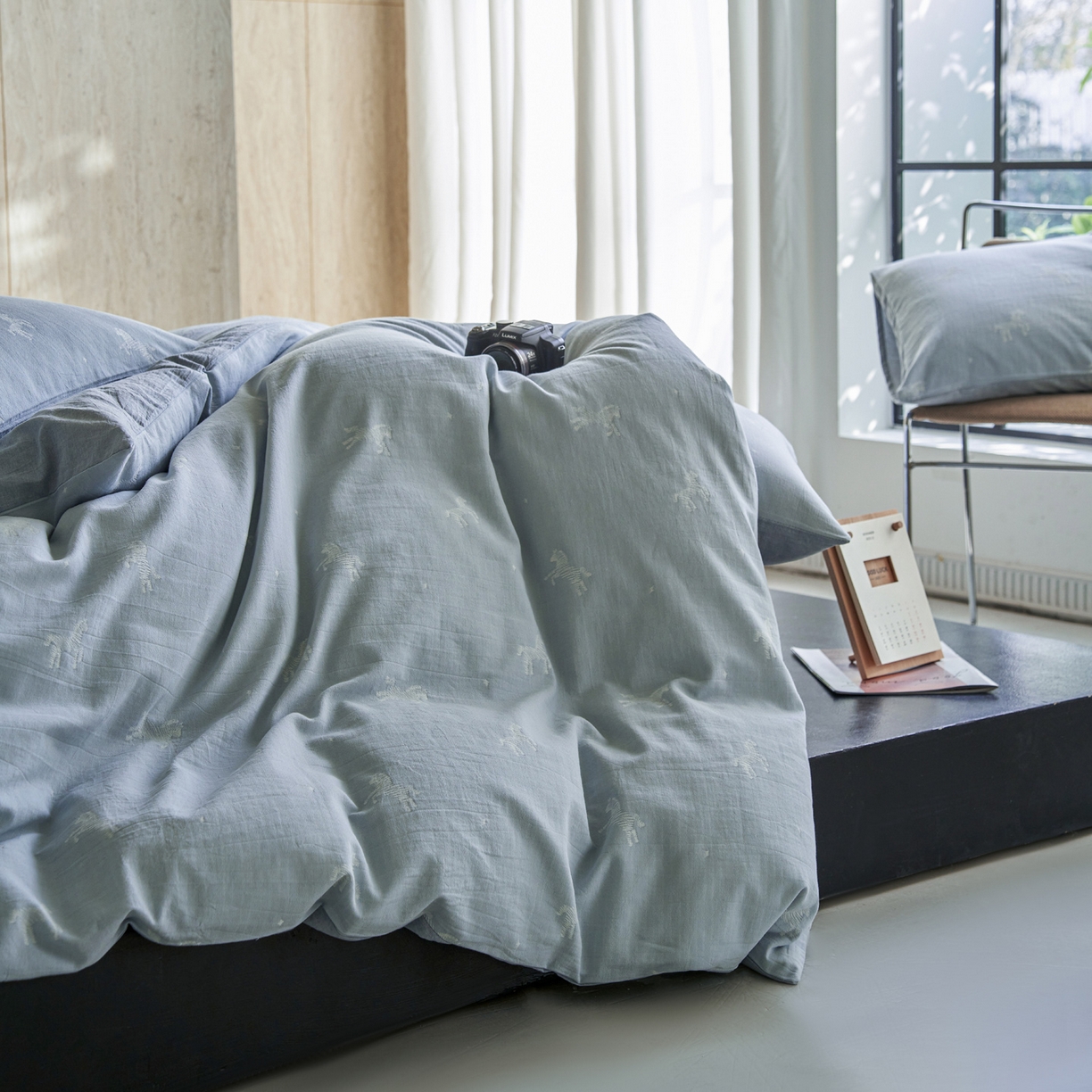 91家纺网 家纺一手货源 找家纺 如一 2026新款色织提花全棉水洗棉纯棉四件套第二批 骏影-蓝