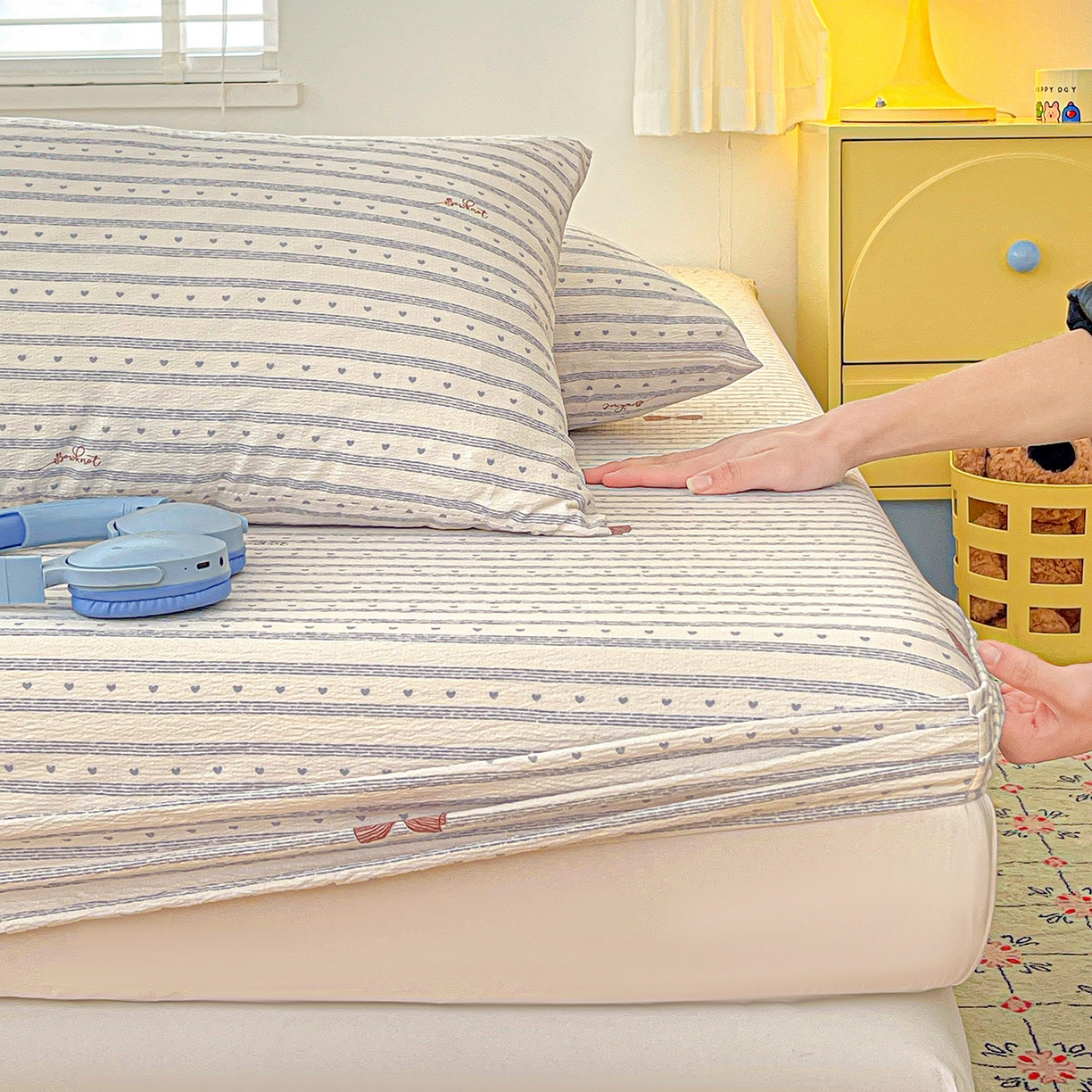 91家纺网 家纺一手货源 找家纺 仟人梦 2026新款云感双层纱印花单床笠床笠单件 清新条纹