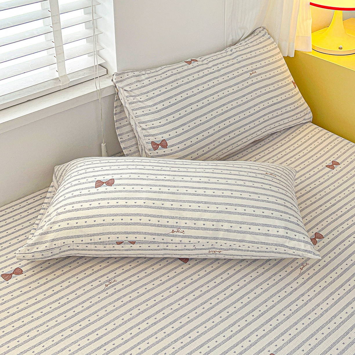 91家纺网 家纺一手货源 找家纺 仟人梦 2026新款云感双层纱印花单床笠床笠单件 清新条纹