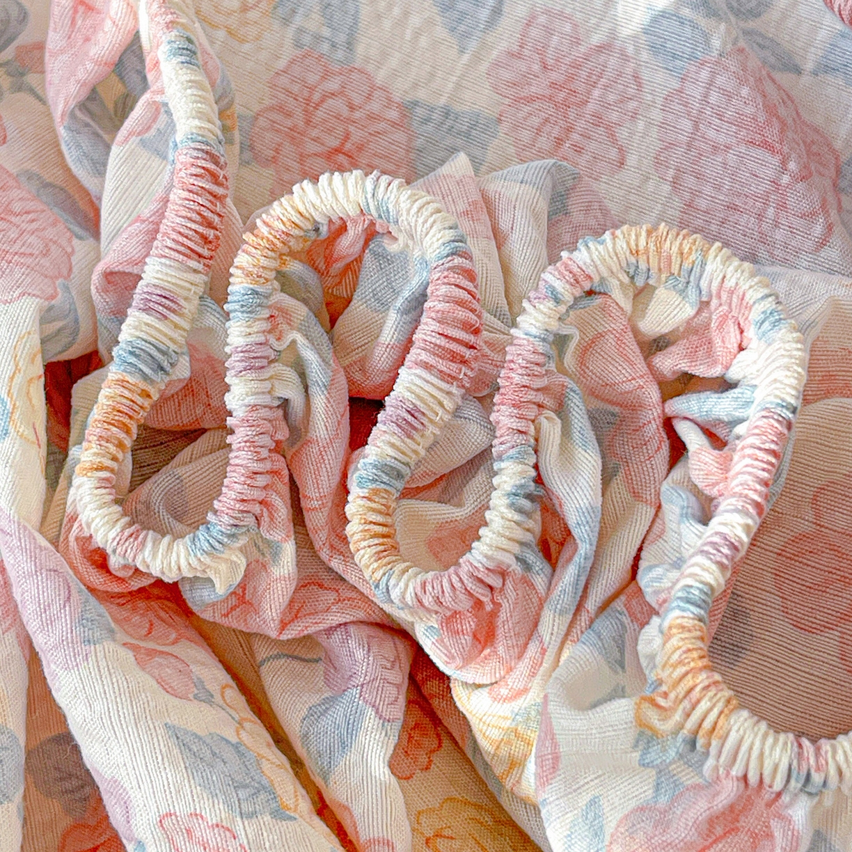 91家纺网 家纺一手货源 找家纺 仟人梦 2026新款云感双层纱印花单床笠床笠单件 水墨丹青-粉