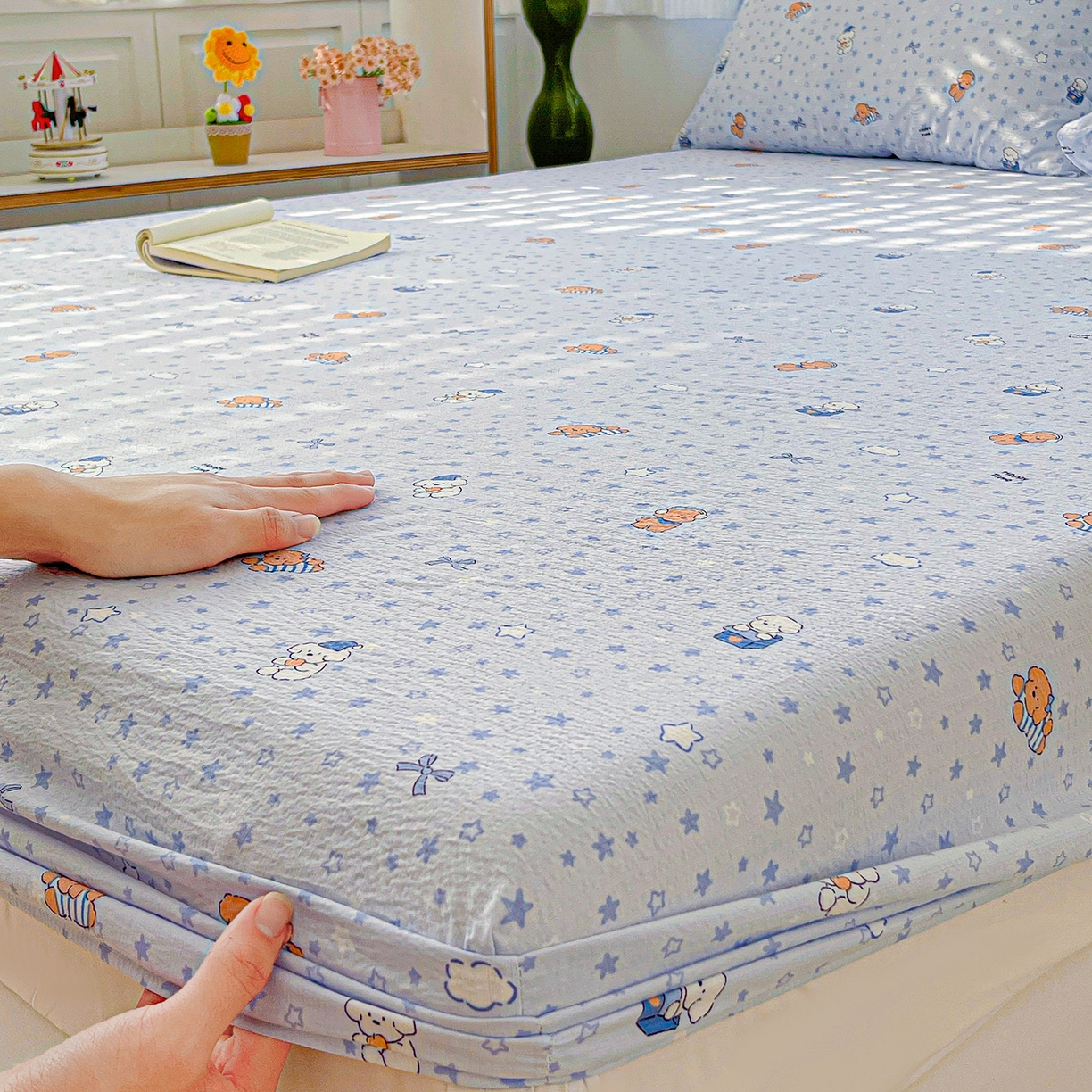 91家纺网 家纺一手货源 找家纺 仟人梦 2026新款云感双层纱印花单床笠床笠单件 淘气狗