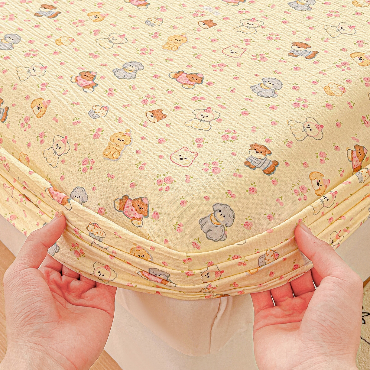 91家纺网 家纺一手货源 找家纺 仟人梦 2026新款云感双层纱印花单床笠床笠单件 西高地