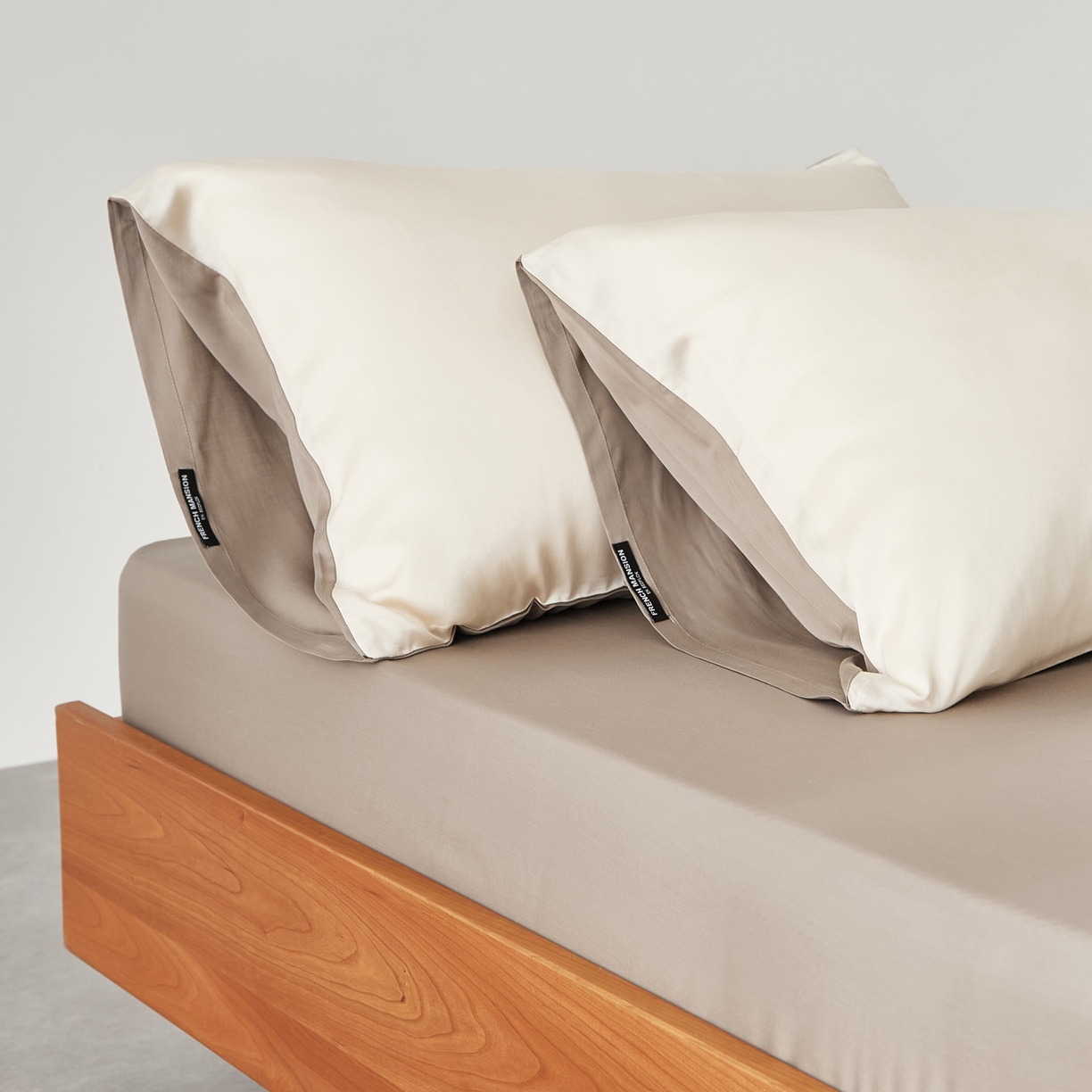 91家纺网 家纺一手货源 找家纺 EH家居 2026春夏新款简约纯色天丝单品枕套（AB版）（被套同款） 仲夏-浅香槟色