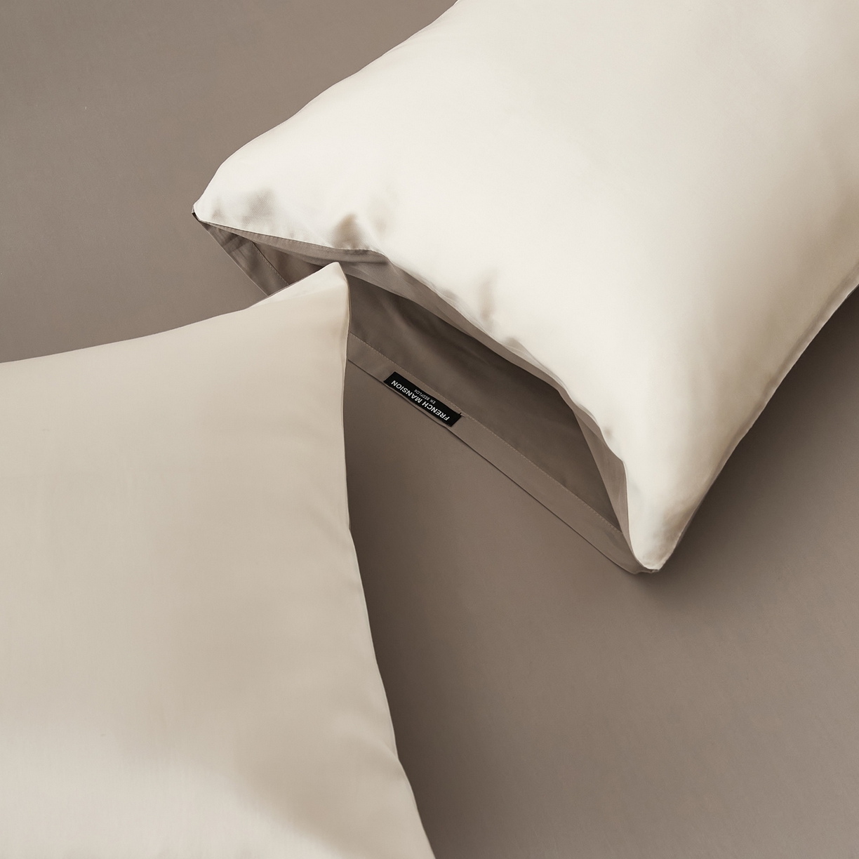 91家纺网 家纺一手货源 找家纺 EH家居 2026春夏新款简约纯色天丝单品枕套（AB版）（被套同款） 仲夏-浅香槟色