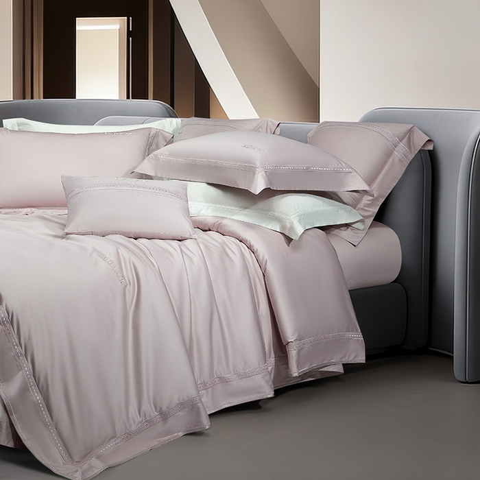 91家纺网 家纺一手货源 找家纺 诗黛尔 2026春夏新款长绒棉刺绣四件套-逸美系列 逸美-淡雅紫