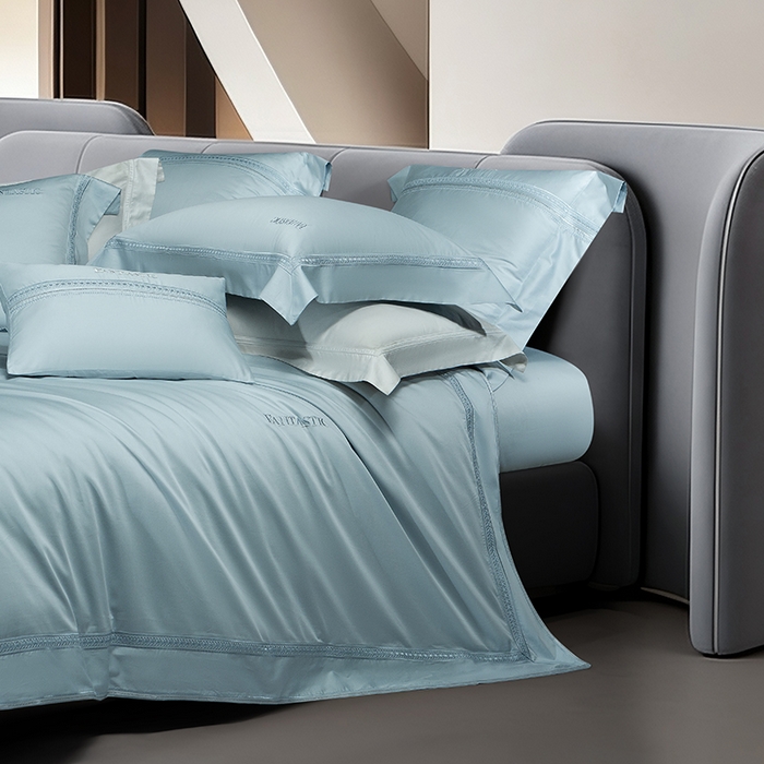 91家纺网 家纺一手货源 找家纺 诗黛尔 2026春夏新款长绒棉刺绣四件套-逸美系列 逸美-极光蓝